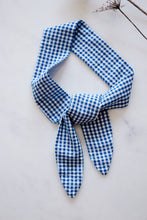 Load image into Gallery viewer, Navy Seer Sucker Scarf