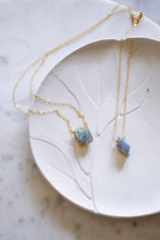 Load image into Gallery viewer, Labradorite Crystal Pendant Necklace