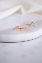 Load image into Gallery viewer, Geometric Arrow Ear Climbers