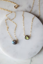 Load image into Gallery viewer, Dainty Labradorite Minimalist Necklace