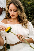 Load image into Gallery viewer, Dainty Coin Pearl Necklace