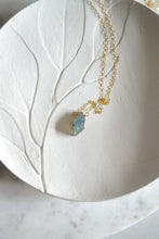 Load image into Gallery viewer, Labradorite Crystal Pendant Necklace