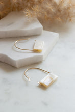 Load image into Gallery viewer, Mother of Pearl Drop Earrings