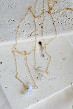 Load image into Gallery viewer, Clear Quartz Minimalist Necklace