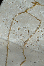 Load image into Gallery viewer, Clear Quartz Minimalist Necklace