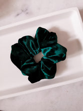 Load image into Gallery viewer, Emerald Green Velvet Scrunchie