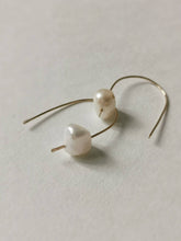 Load image into Gallery viewer, Wish Bone Pearl Drop Earrings