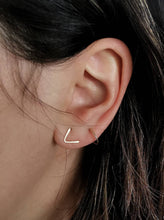 Load image into Gallery viewer, Geometric Arrow Ear Climbers