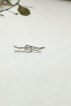 Load image into Gallery viewer, Gold Bar Ear Climbers