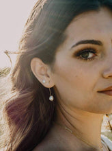 Load image into Gallery viewer, Dainty Classic Pearl Studs