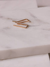 Load image into Gallery viewer, Gold Bar Ear Climbers