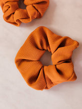 Load image into Gallery viewer, Pumpkin Textured Scrunchie