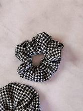 Load image into Gallery viewer, Hound's Tooth Scrunchie