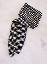 Load image into Gallery viewer, Hounds Tooth Hair Scarf