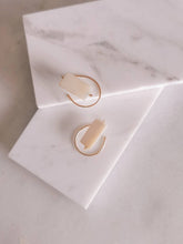 Load image into Gallery viewer, Mother of Pearl Earrings