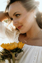 Load image into Gallery viewer, Mother of Pearl Earrings