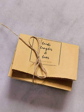 Load image into Gallery viewer, Botanical Print Hair Scarf