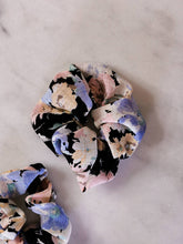 Load image into Gallery viewer, Abstract Floral Print Scrunchie