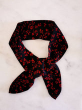 Load image into Gallery viewer, Botanical Print Hair Scarf