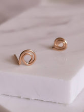 Load image into Gallery viewer, Geometric Minimalist Spiral Studs