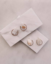 Load image into Gallery viewer, Mother of Pearl Earrings