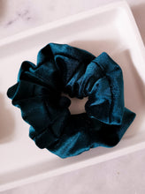 Load image into Gallery viewer, Teal Velvet Scrunchie
