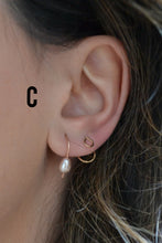 Load image into Gallery viewer, Geometric Circle Ear Jackets
