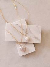 Load image into Gallery viewer, Dainty Coin Pearl Pendant Necklace
