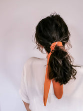 Load image into Gallery viewer, Pumpkin Textured Hair Scarf

